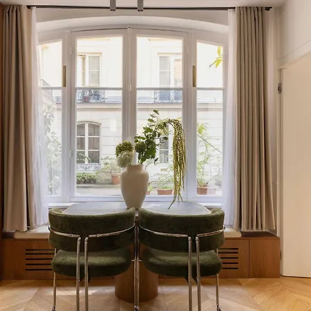 Stunning A C Flat -1bdr 4p- Saint-germain-des-pres *