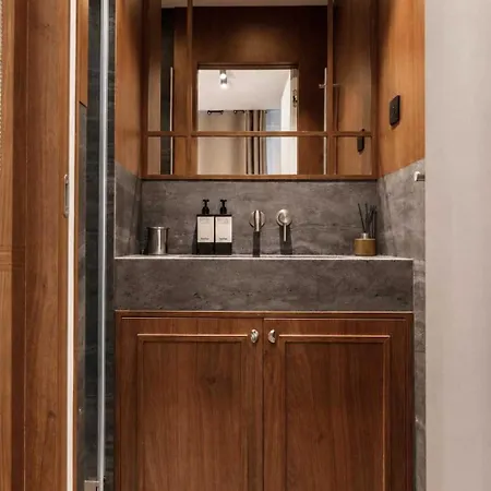 Stunning A C Flat -1bdr 4p- Saint-germain-des-pres